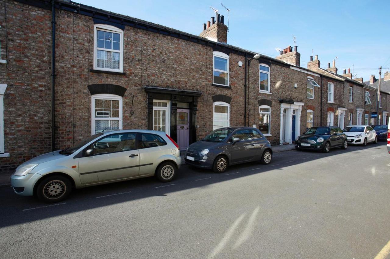 Stay In The Heart Of York At The Hampden - Free Parking - York Holiday Home Exterior foto
