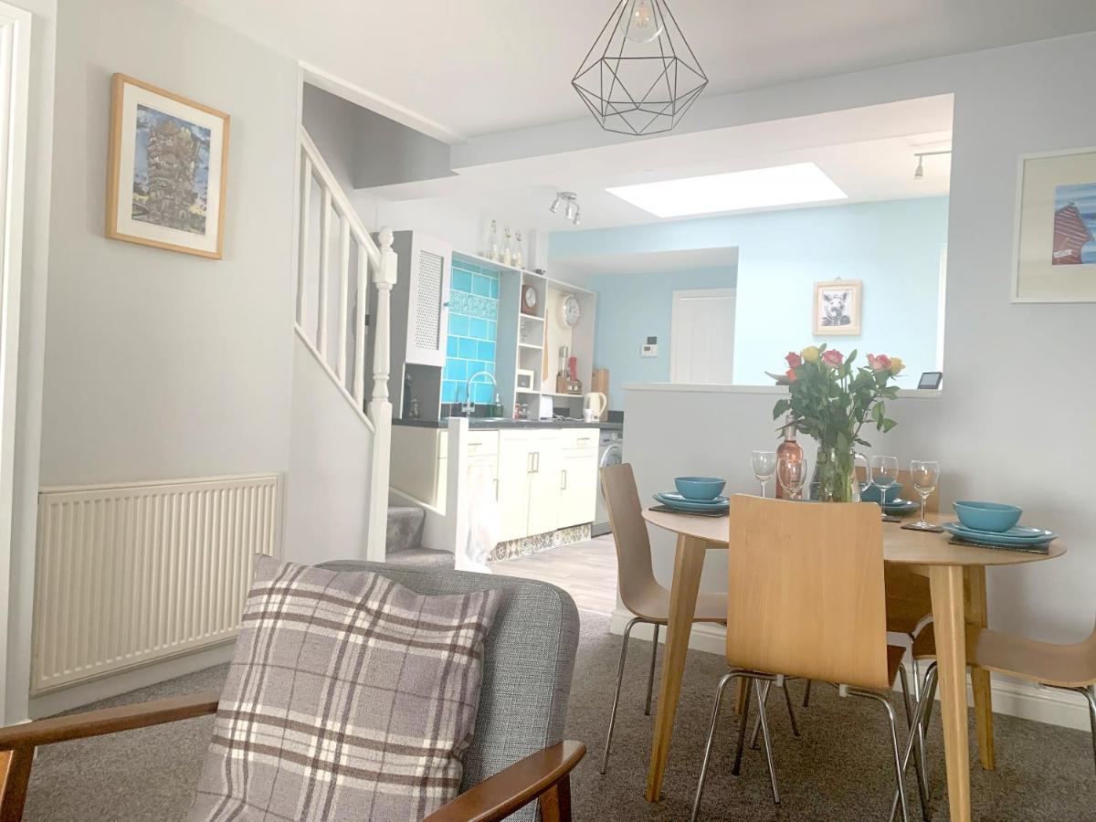 Stay In The Heart Of York At The Hampden - Free Parking - York Holiday Home Exterior foto